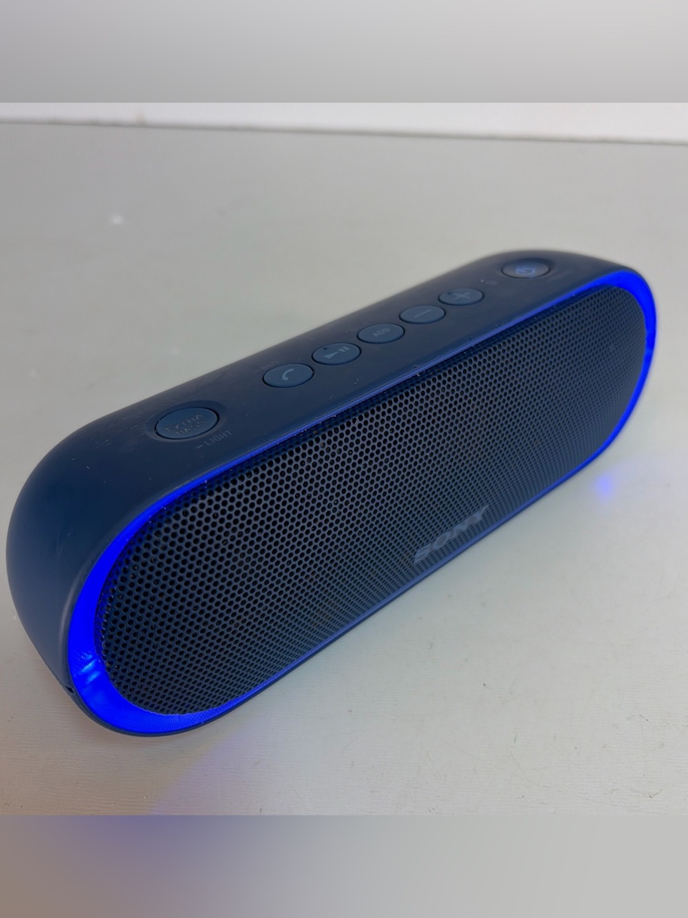 Sony SRS-XB20 Portable Wireless Bluetooth Speaker Extra Bass Tested W/ Light